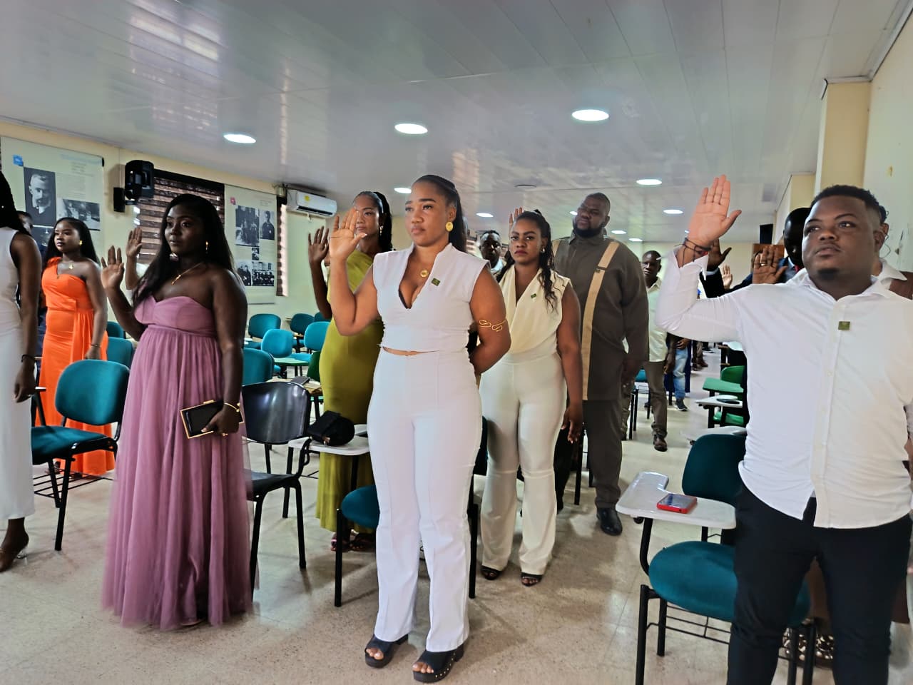 UTCH realizó jornada de grados por ventanilla en 2025